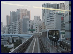 From the driverless train to Odaiba 08